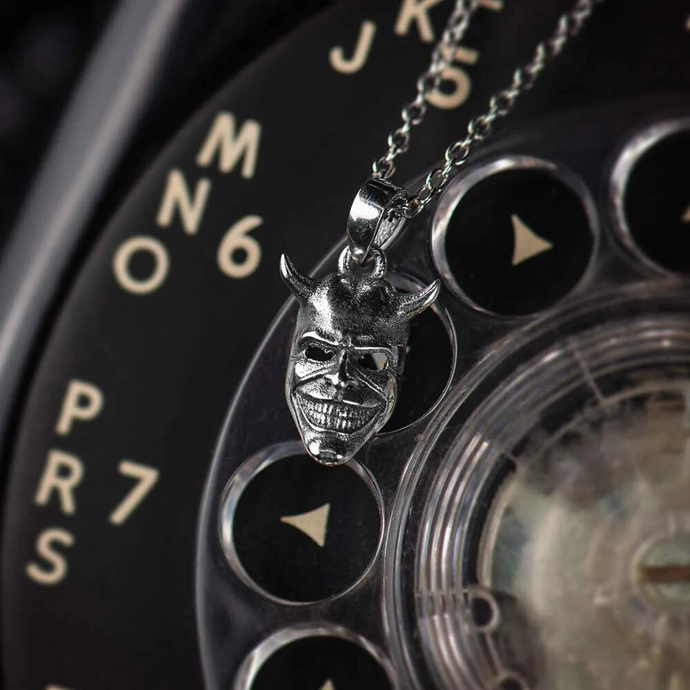 Black Phone 2 Grabber Mask Pendant Necklace - Image 8
